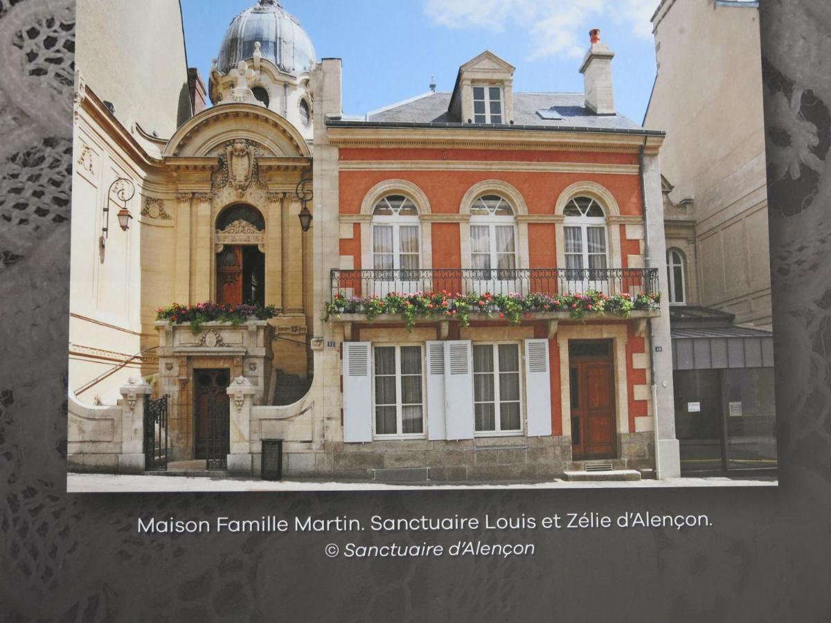 مبيت وإفطار Saint-Germain-du-Corbeis St Germain المظهر الخارجي الصورة